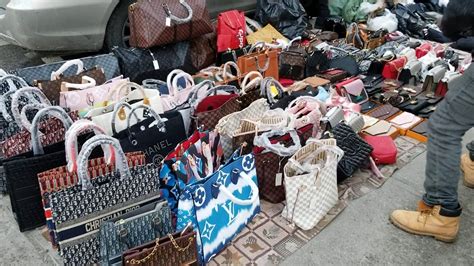 chinatown louis vuitton bags|Bag, shoe counterfeiters back in force on NYC's Canal Street.